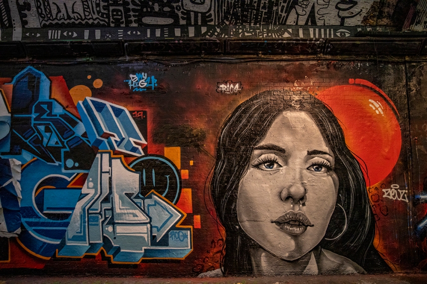 Графитите в тунела Banksy, Лондон.