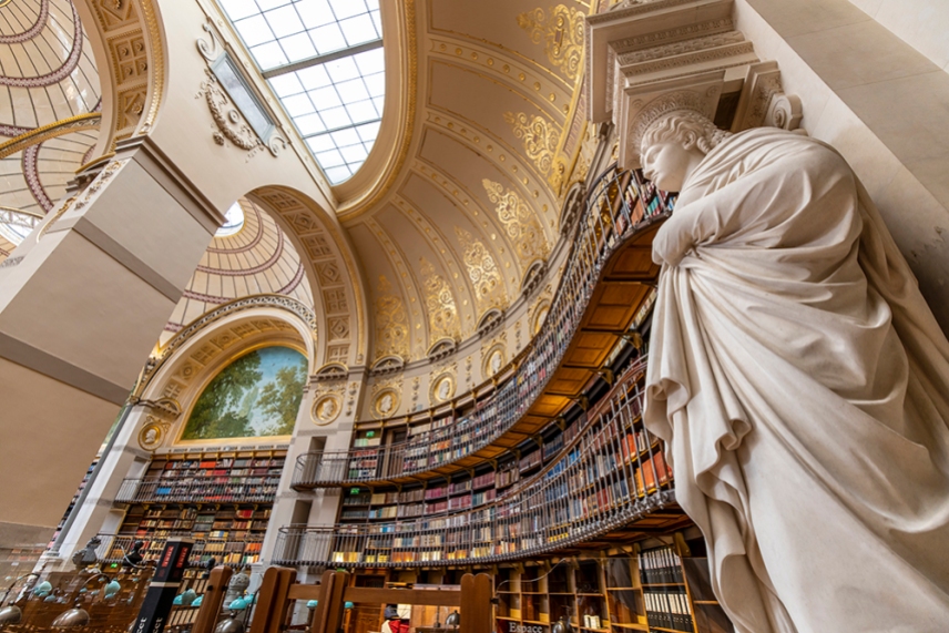 Библиотеката на ул.Ришельо - една от осемте сгради на Националната библиотека на Франция.